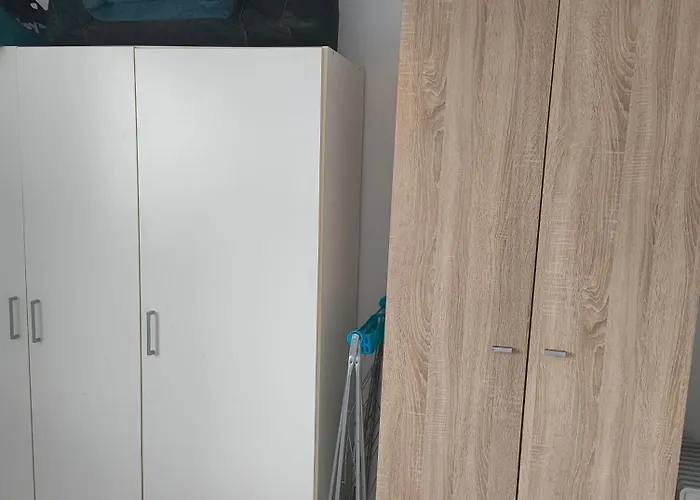 Termen Lung Pentru Muncitori Apartment